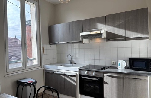 Saint-Gerand-le-Puy Cottage | Cozy gîte ideal for 2 guests - Central location