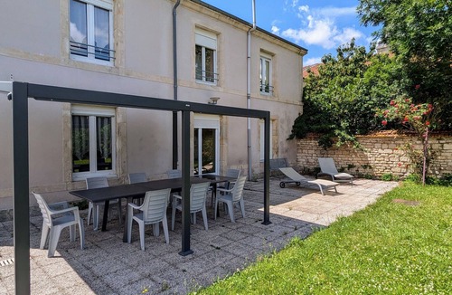 Mecrin Cottage | Cozy gîte in Mécrin - 10 guests