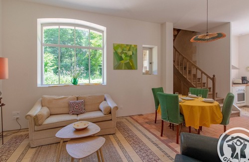 Le Vieil-Bauge Cottage | Cozy gîte in Maine-et-Loire, pets allowed