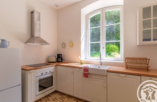Le Vieil-Bauge Cottage | Cozy gîte in Maine-et-Loire, pets allowed