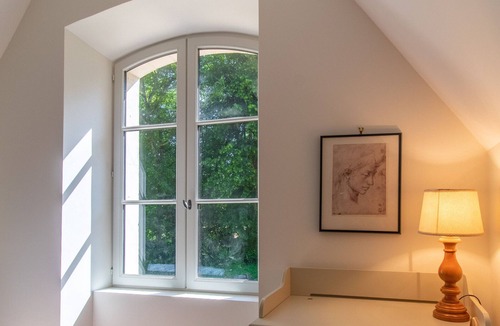 Le Vieil-Bauge Cottage | Cozy gîte in Maine-et-Loire, pets allowed