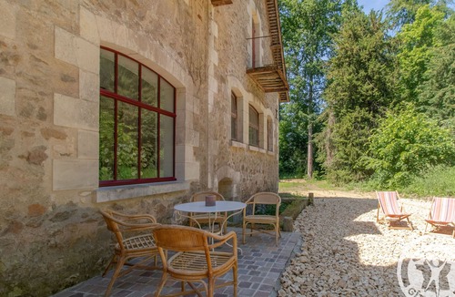 Le Vieil-Bauge Cottage | Cozy gîte in Maine-et-Loire, pets allowed