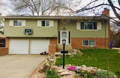 Loveland Apartment | Cozy Garden Level Apartment Studio by Lake Loveland