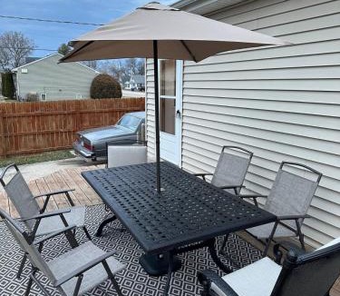 North Chicago House | Cozy Gated Home Walk to Navy Base and Parks