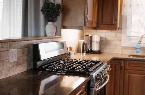 Ennismore House | Cozy GEM-near Peterborough-Freshly decorated