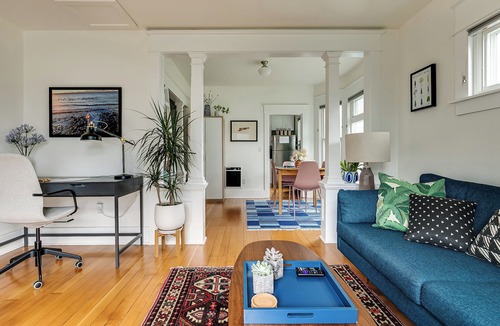 Georgetown Apartment | Cozy Georgetown Apartment