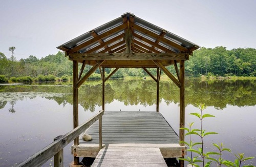 Menlo Apartment | Cozy Georgia Abode w/Deck, Fire Pit & Lake Access