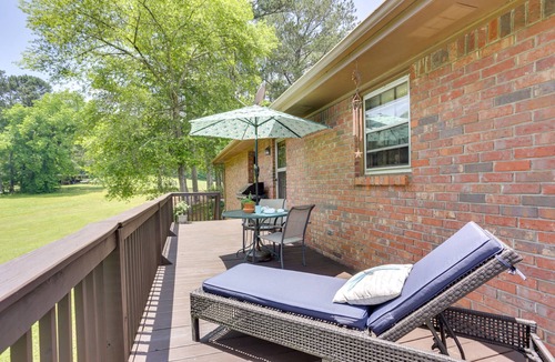 Cartersville House | Cozy Georgia Getaway w/Deck, Grill & Fire Pit!
