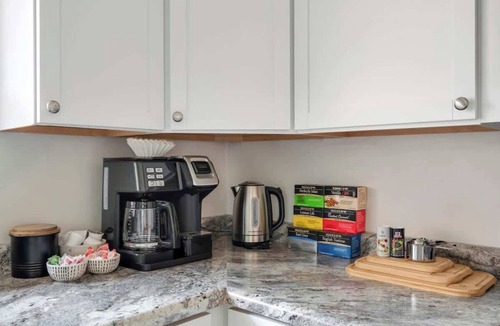 Westmont Apartment | Cozy Getaway - 2 Parking Spaces, Sleeps 4!