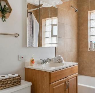 Westmont Apartment | Cozy Getaway for Long-Term Stays