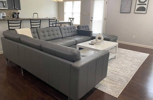 Jackson House | Cozy getaway from home!