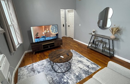 Weequahic Apartment | Cozy Getaway located in Newark, New Jersey