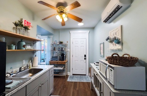 Brunswick Apartment | Cozy Getaway near Harper`s Ferry, C&O & Potomac