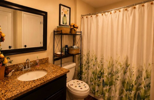 Georgetown Condo | Cozy Ghibli-Inspired Hideaway in the Heart of It All