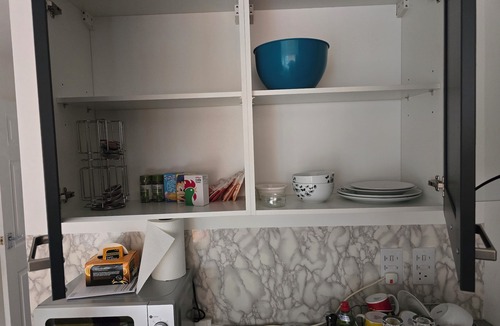 Barnwood Apartment | Cozy Gloucester Apartment Retreat