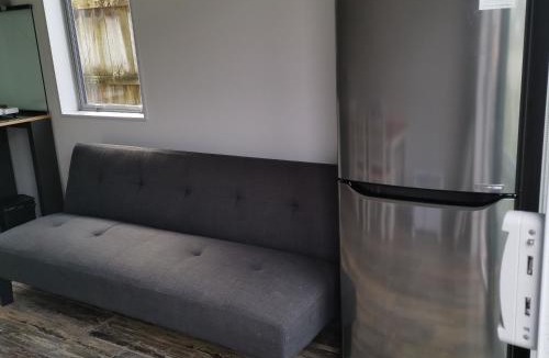 Flat Bush Apartment | Cozy granny flat B&B