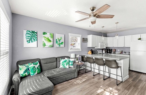 Great Falls Cottage | Cozy Great Falls Retreat