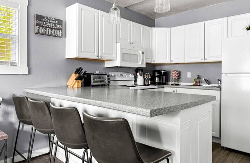 Great Falls Cottage | Cozy Great Falls Retreat