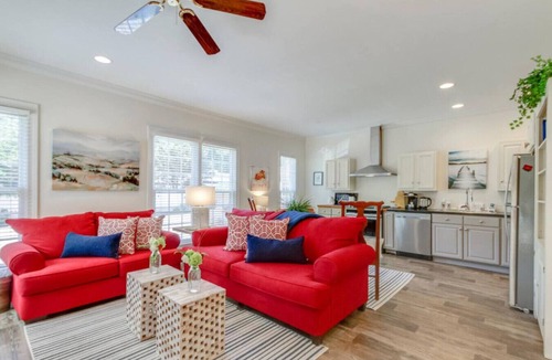 Green Hills House | Cozy Green Hills Oasis | Pet-Friendly | Prime Area