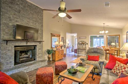 Greenwood House | Cozy Greenwood Condo w/Patio - 2 Mi to Downtown!