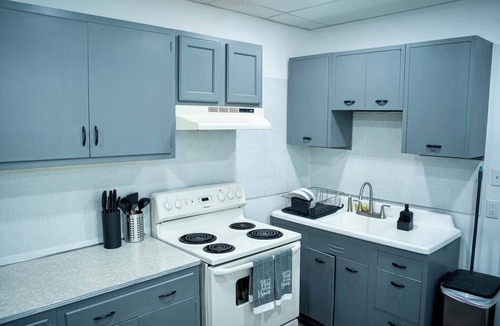 Reading Apartment | Cozy Grey Haven Apartment