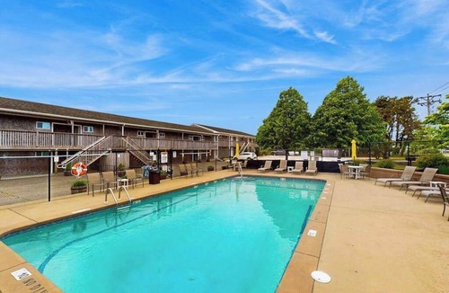 North Truro Apartment | Cozy, Ground-Floor Getaway w/Free WiFi, a Kitchen, Shared Pool, & Private Patio