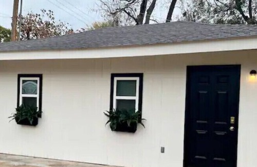 Pauls Valley House | Cozy Guest Cottage