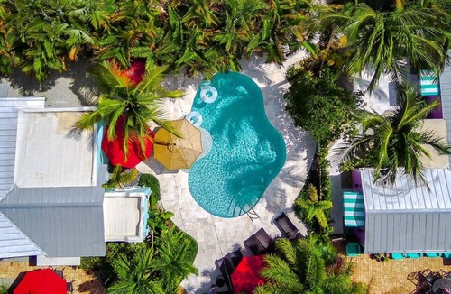 Grandview Heights House | Cozy Guest House Suite Htd Pool and BBQ
