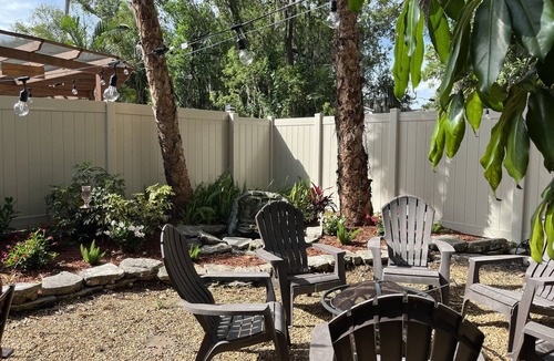 Tampa Heights Apartment | Cozy Guest House Apartment Located Walking Distance from Downtown & Riverwalk