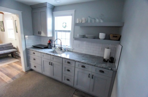 North Chesterfield Cabin | Cozy guest house in a quiet neighborhood close to all the happenings in Richmond
