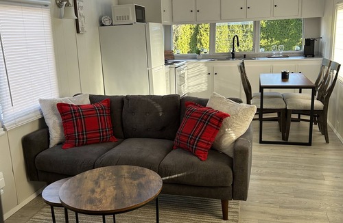 Marietta-Alderwood House | Cozy Guest House