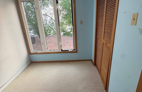 North Bay House | Cozy Guest Suite – Private Entry, Shared Bath, Lake Access