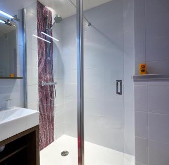 Plouigneau Hotel | Cozy hôtel logis Morlaix