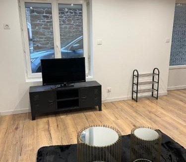 Saint-Germain-le-Guillaume House | Cozy home