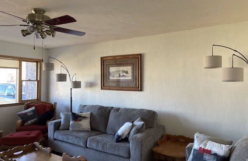 North Platte House | Cozy Hangout