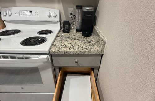 Clovis Apartment | Cozy Haven Apartment