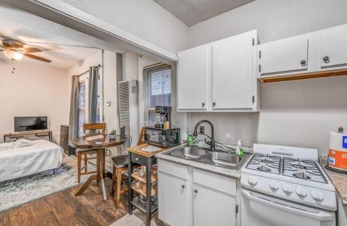 New Pathways Apartment | Cozy Haven in the Heart of Memphis