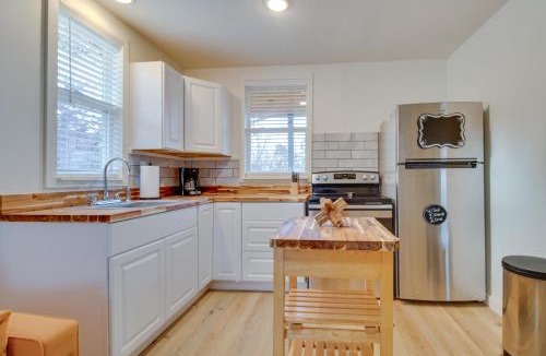 Norfork Lake Estates Apartment | Cozy Henderson Studio - 2 Mi to Norfork Lake!