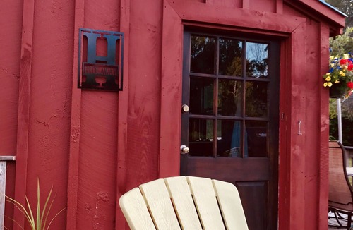 Mount Holly Cabin | Cozy Hideaway near Ludlow/Okemo. HOT TUB!