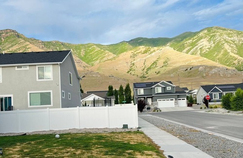 Lake Point Apartment | Cozy Hideaway Parks + Trails Near SLC Airport