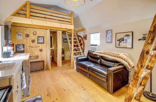 Higden Apartment | Cozy Higden Studio: Close to Greers Ferry Lake!
