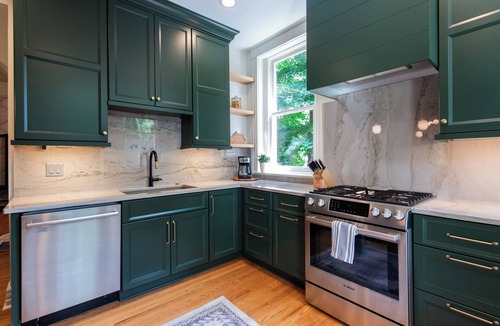 Cherokee Triangle House | Cozy Highlands home, modern updates, abundant trees & light, prime location