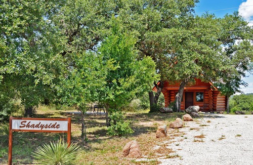 Marble Falls Cabin | Cozy Hill Country Cabin Near Lake King Loft