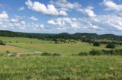 Thompson's Station Other | Cozy hilltop home with spectacular views