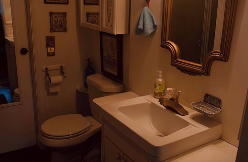 Georgetown House | Cozy Historic Cottage