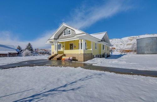 Cannonville Cottage | Cozy Historic Home w/Games, Near Bryce Canyon!