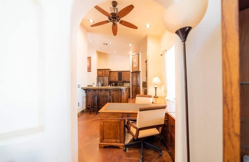 Drexel Heights House | Cozy Historic Retreat