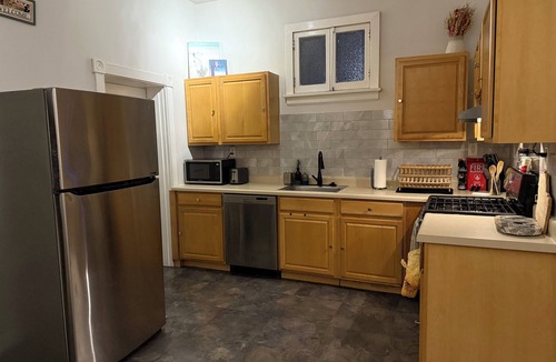 St. Louis House | Cozy, historic South St. Louis bungalow. Right off I-55 making trips 10-20min!