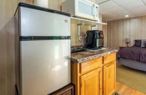 Ingles Apartment | Cozy Hiwassee Vacation Rental w/Yard