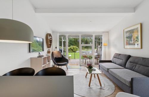 Dueodde Apartment | Cozy Holiday Apartment By Dueodde Strand